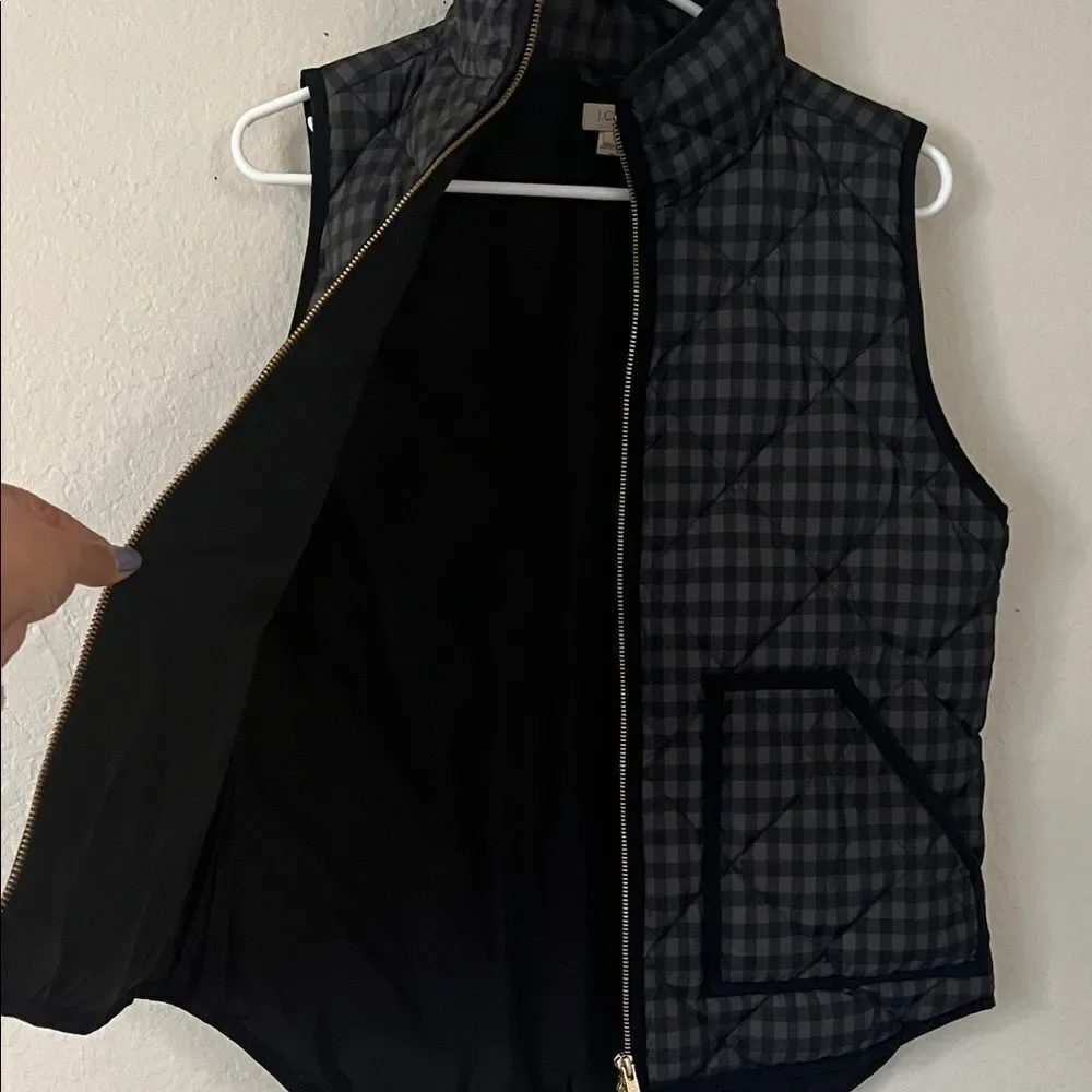 J.Crew Paid Quilted Down filled Front Zip Up Vest in Blk/Charcoal in Size Small